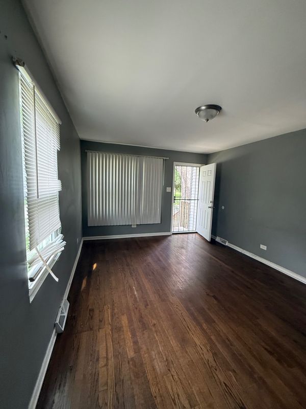 Photo - 16963 Shea Ave