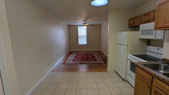 42 Charles Ave SE Unit 4