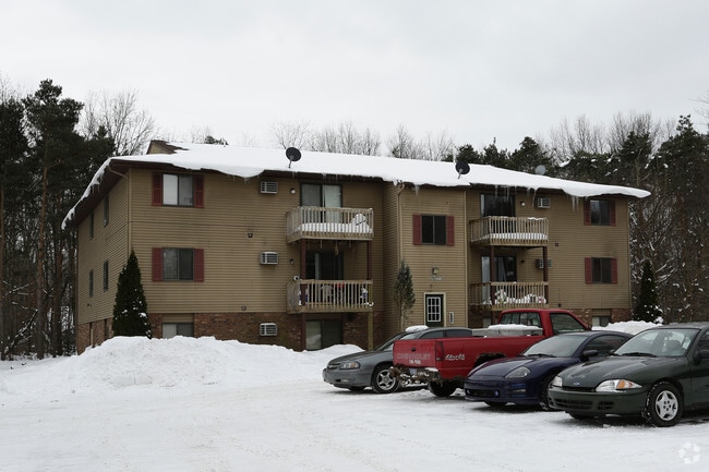 Photo - Pinewood Apartments