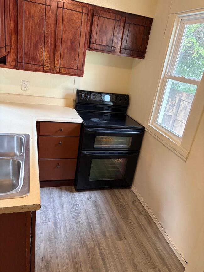 Photo - Ward 42 - 7th Ave Duplex Unit 623 S Lincoln St