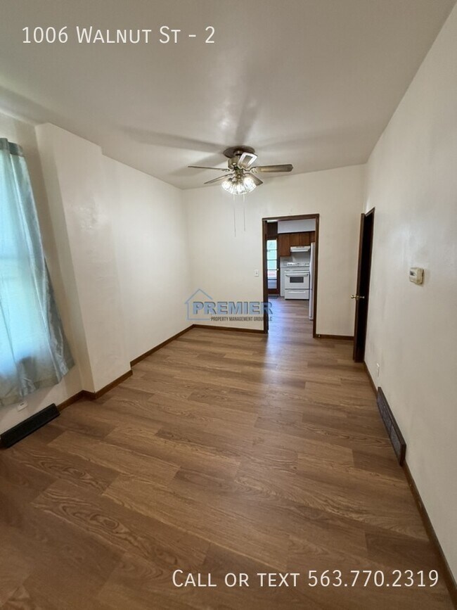 Photo - 1006 Walnut St Unidad 2