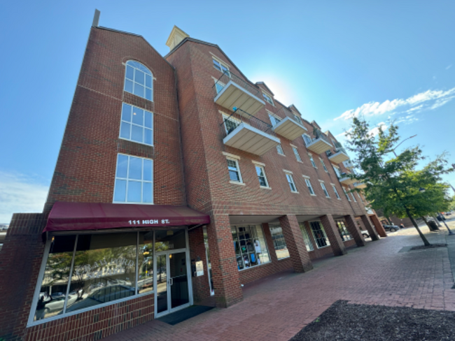 Photo - 111 High St Condo Unit 303