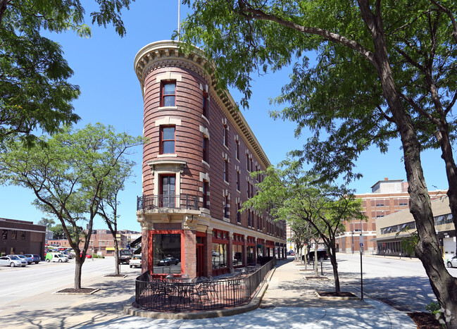 Building Photo - Hotel Flatiron Rental