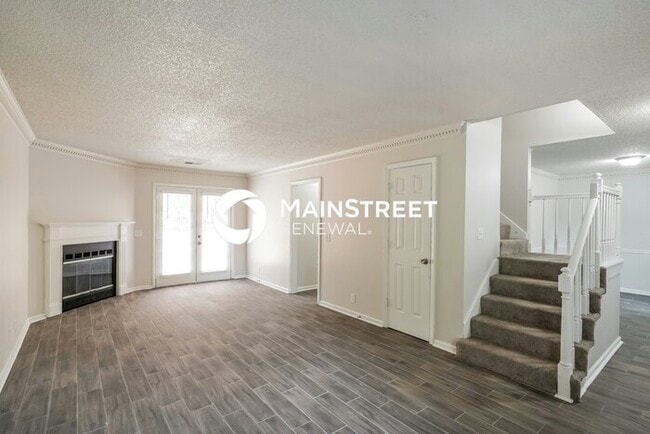 Photo - 3 Bedroom Pet-Friendly Home in GOODLETTSVILLE, TN with Main Street Renewal