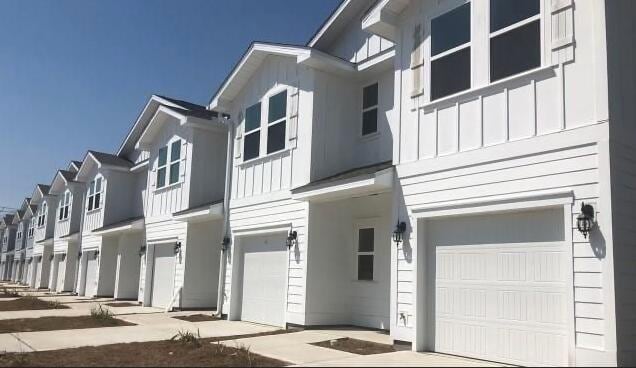 Building Photo - 74 Sandhill Pines Dr