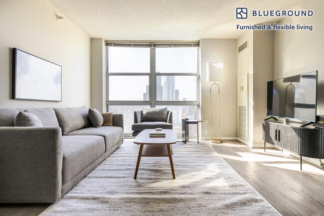 Building Photo - 180 N Jefferson St Unit FL13-ID1212 Rental