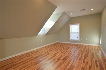 Photo - 32 Roundy St Unit 2