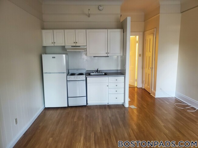 Photo - 62 Boylston St Unidad 521