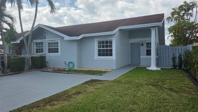 Photo - 9818 SW 146th Ct