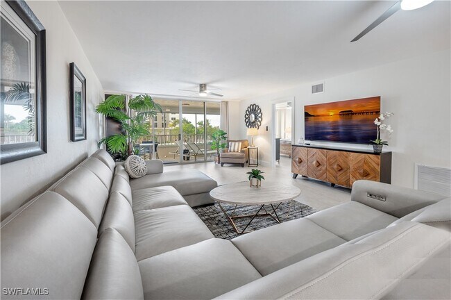 11118 Gulf Shore Dr Unit 203