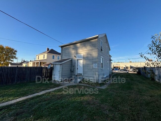 Photo - 1041 Fairview Ave