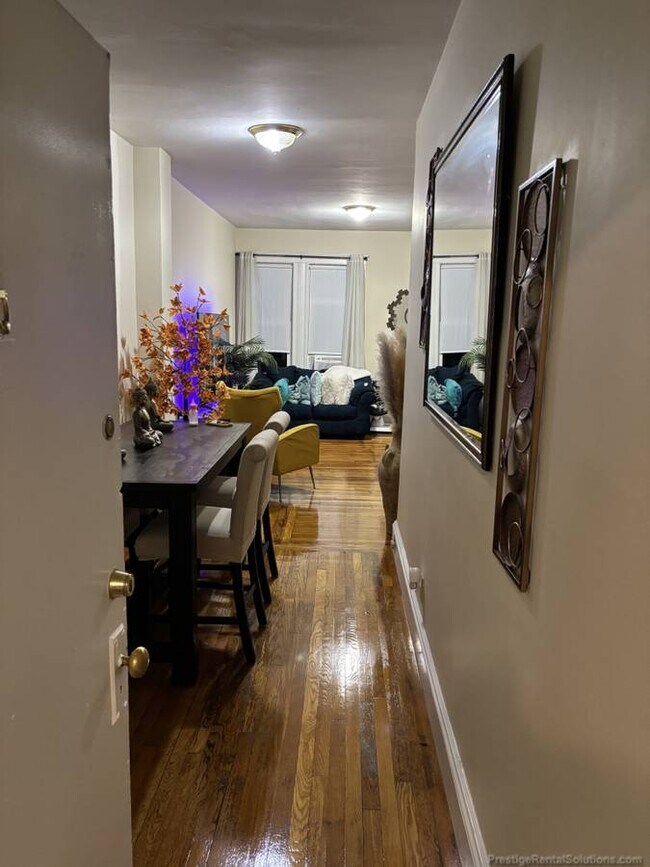 1142 River St Unit 2F