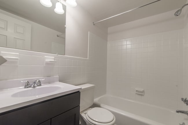 Rock Glen Apartments