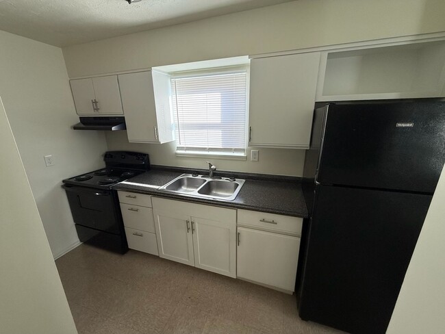 Discover your new home in a 1-BR, 1-BA apa... - Discover your new home in a 1-BR, 1-BA apa...