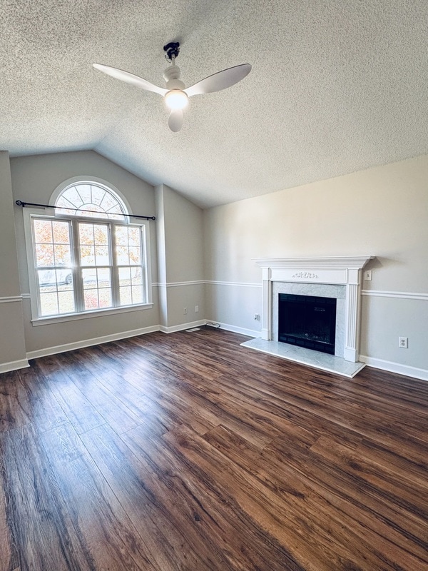 Photo - 821 Wallridge Dr