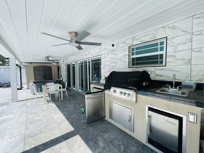 Photo - 2531 Gulfstream Ln