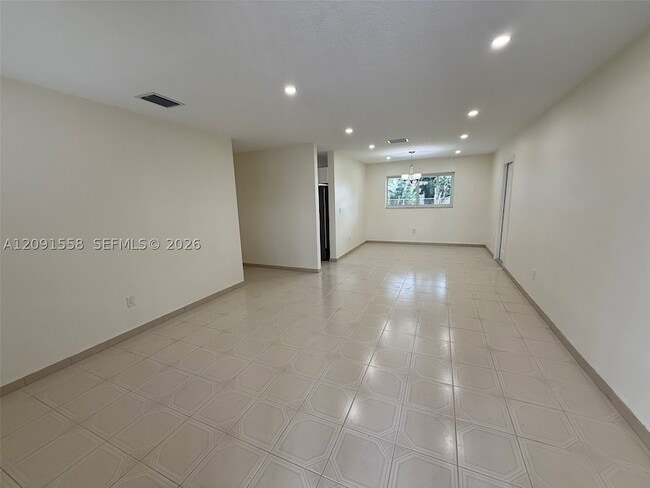 11450 SW 47th St