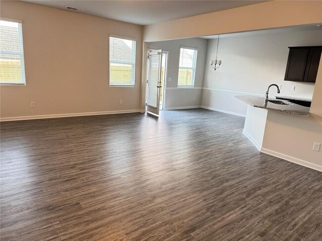 Photo - 121 Windover Wy