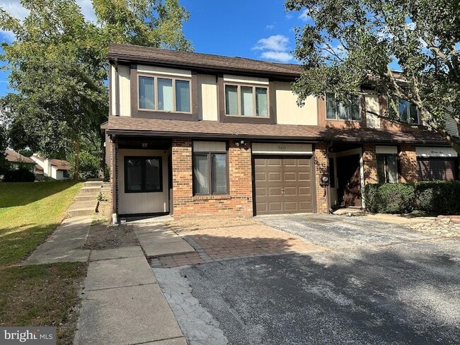Building Photo - 5405 Delray Dr Rental