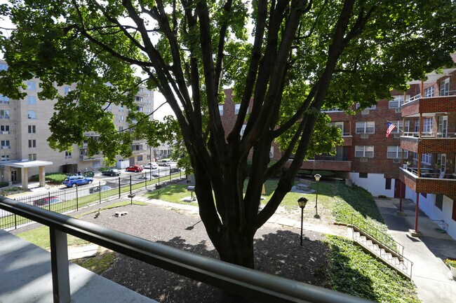 2BR -Terrace