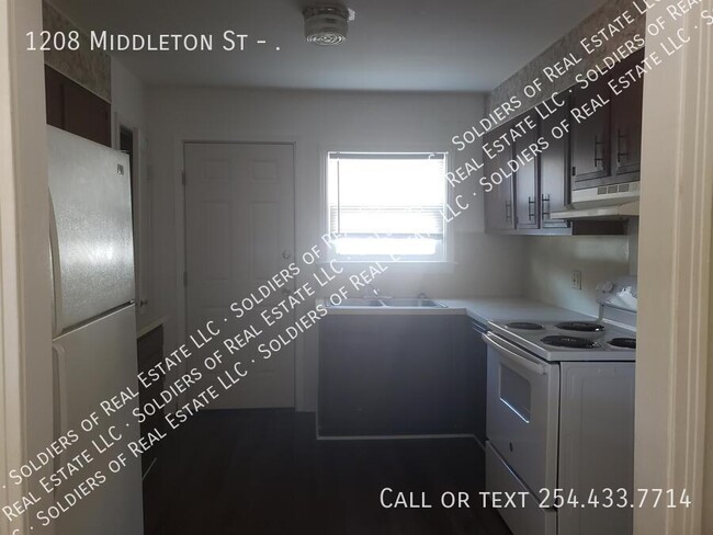 Photo - 1208 Middleton St Unidad .