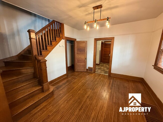 Photo - 225 N Spring Ave