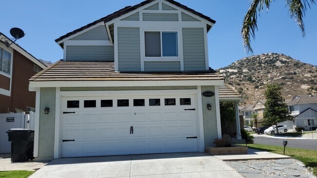 Building Photo - 16325 Applegate Dr Rental