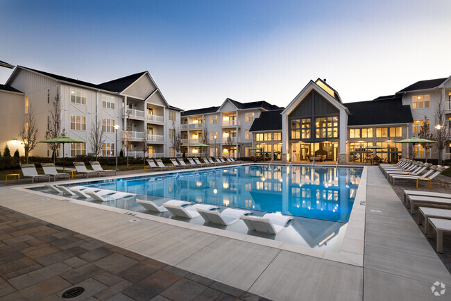 Building Photo - Highlands at Sweetwater Creek Rental