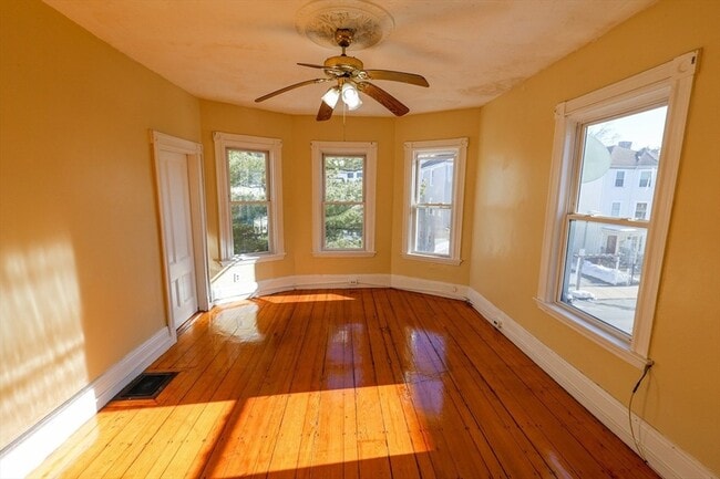 Photo - 35 Clarkson St Unit 2