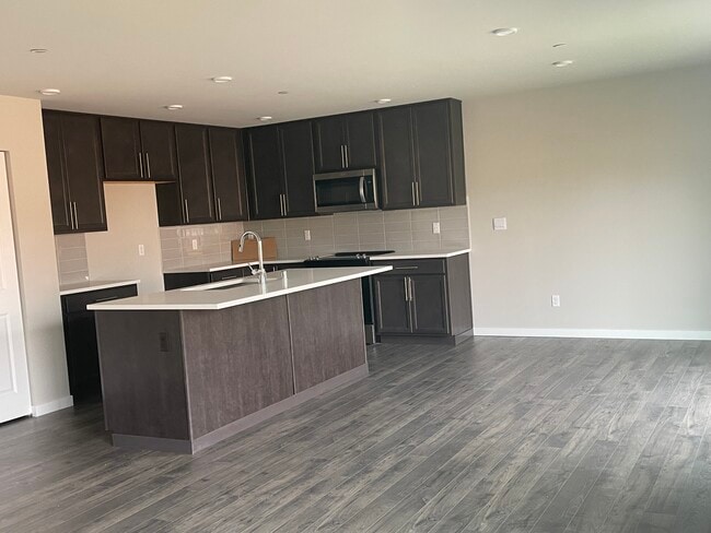 Photo - 8827 53rd Pl NE