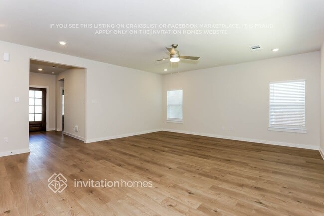 Photo - 419 Amberville Dr