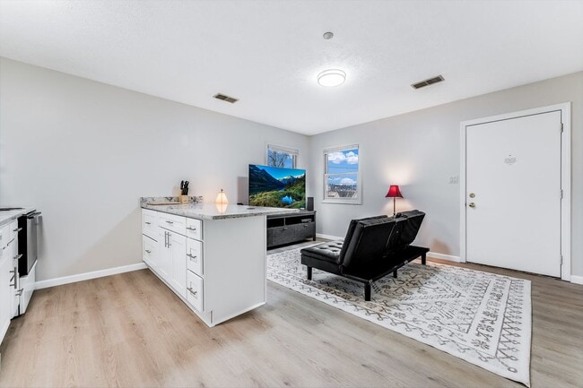 Photo - Bent Tree Court Apartments