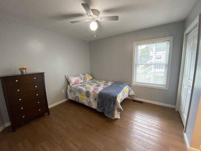 Photo - 558 Locust St Unit 1