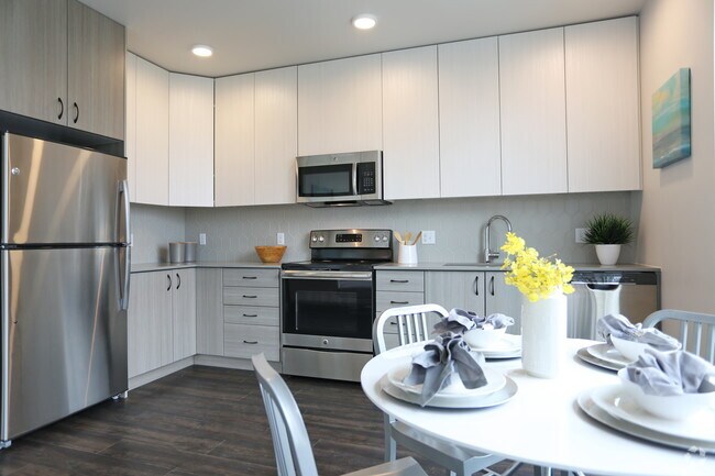 Photo - Fox and Finch