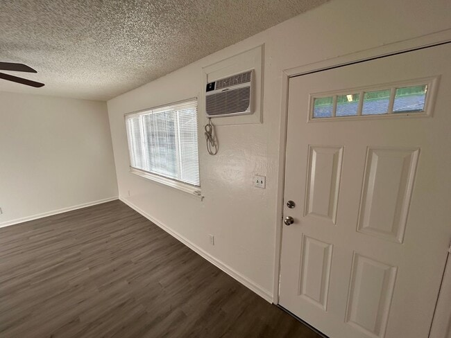 Photo - Newly updated cottage-style unit close to shopping and Upper Bidwell!