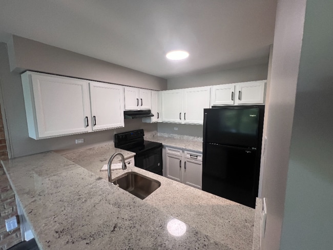 Photo - 5550 Abbey Dr Unidad 3A Rental