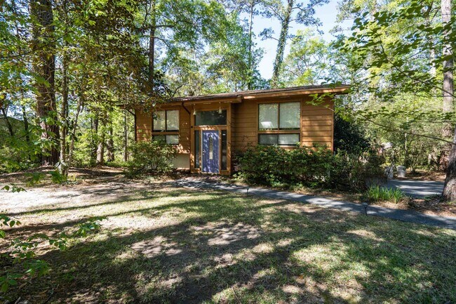 Photo - 3322 Robinhood Rd