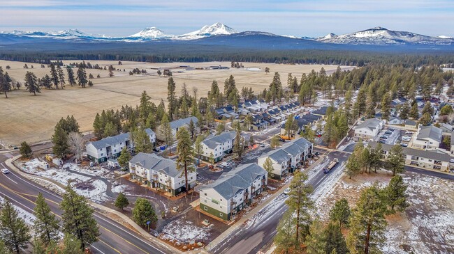 The Grove At Sunset Meadows - The Grove At Sunset Meadows Apartments