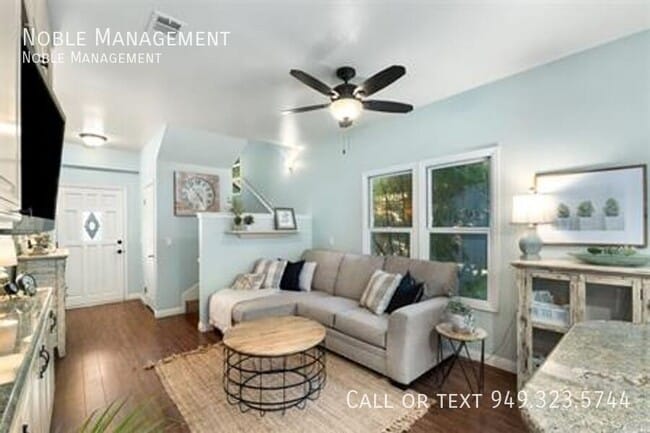 Photo - 327 N Harwood-