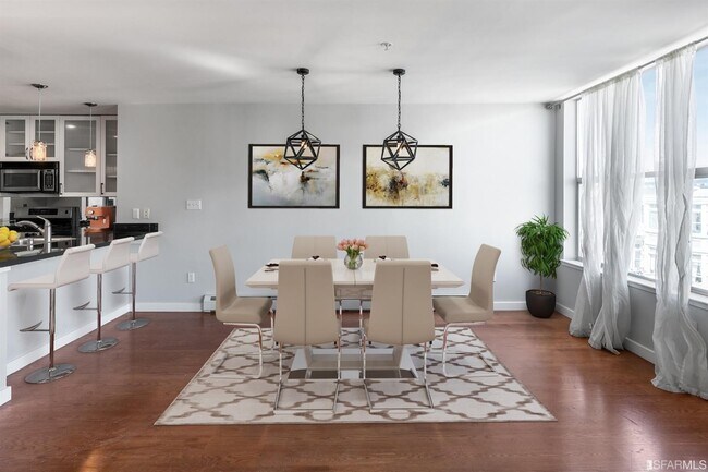 Photo - 1720 Clay St Condo