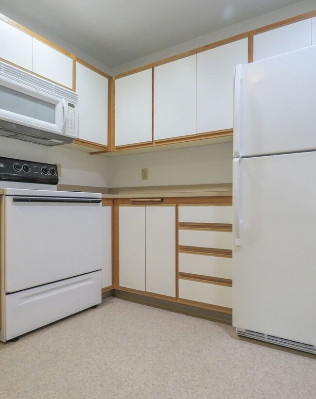 Photo - 1475 -1479 W.11th - FH Unit 1475W11th