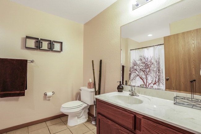 Brookhaven Apartments