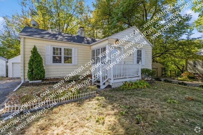 Building Photo - CHARMING HOME IN BEAVERDALE!! 2 Bed, 1 Bat...