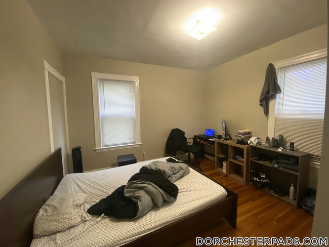 Photo - 9 Taft St Unit 1