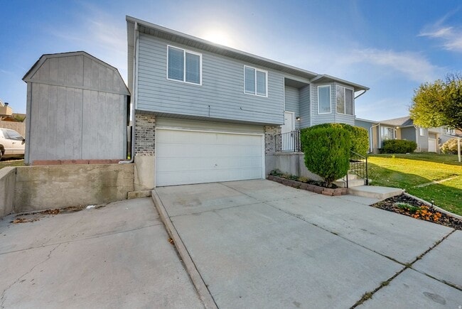 Photo - 6939 W 4065 S