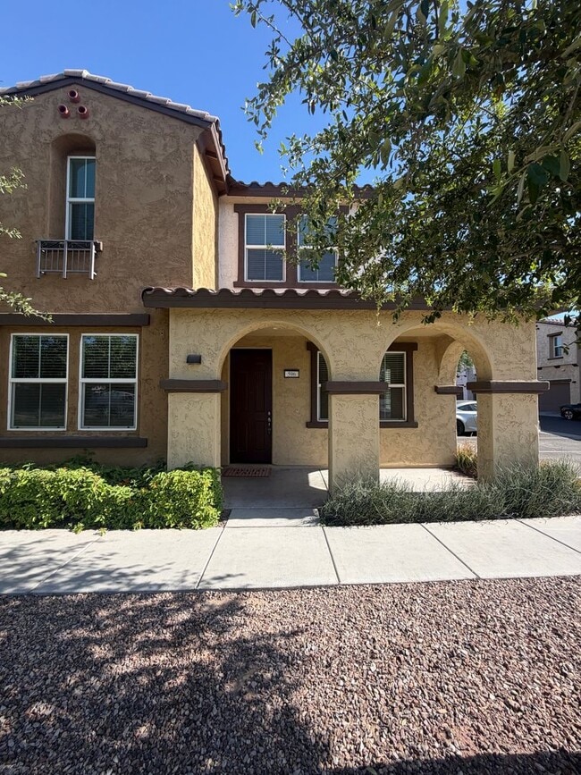 Photo - Unique opportunity! Rent a NEWER home in Tempe!! This home features 4 bedrooms & 3.5 baths with 2...