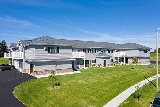 Photo - FALCON POINT APARTMENTS