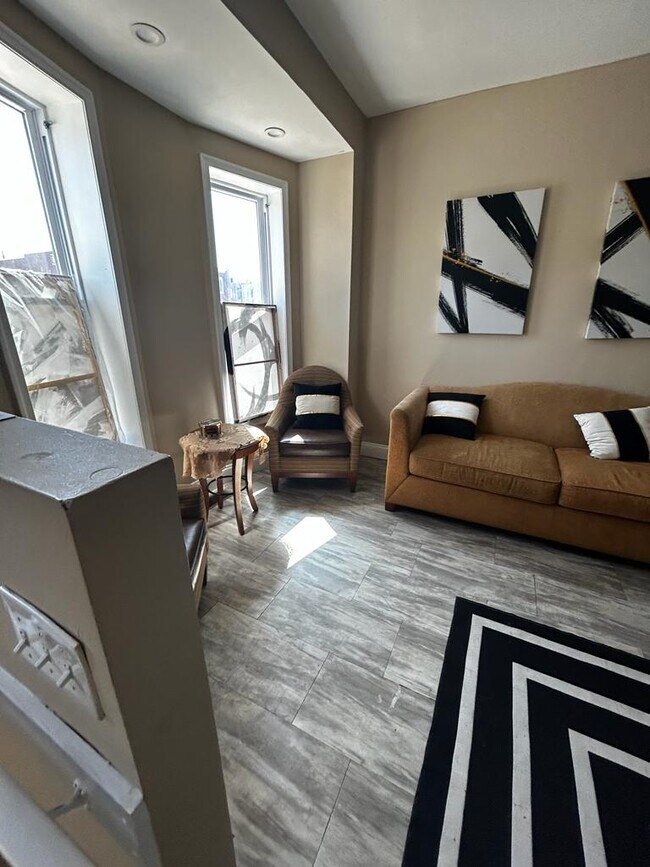 Photo - 2310 Federal St