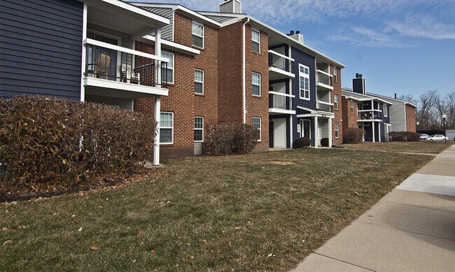 Hidden Lakes Apartment Homes For Rent In Miamisburg Oh Forrent Com