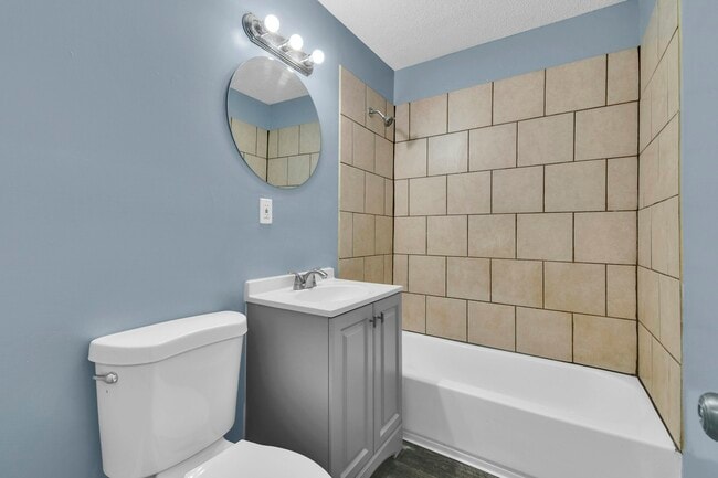 Photo - 3414 Elmwood Ave